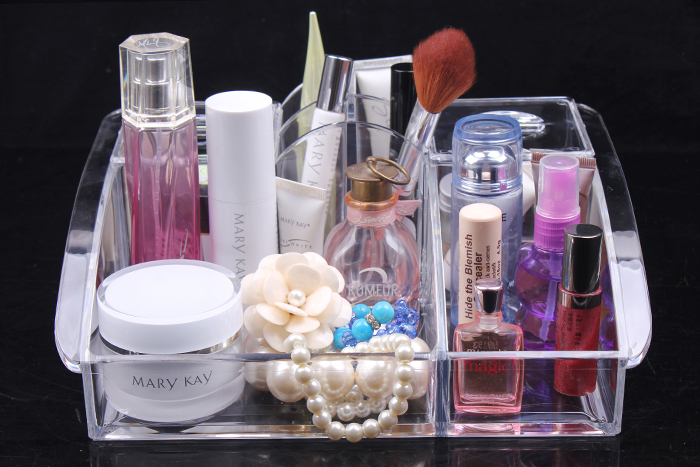 How to Prevent Cosmetics from Damaging your Jewelry