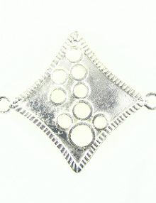 90256