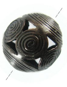 90653